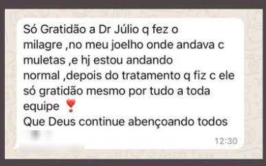 Mensagem de paciente no WhatsApp: andava com muletas e voltou a andar normalmente após o tratamento no joelho